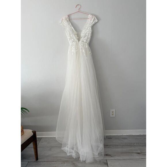 Dresses & Skirts - Boho A Line Floral Wedding Dress XS